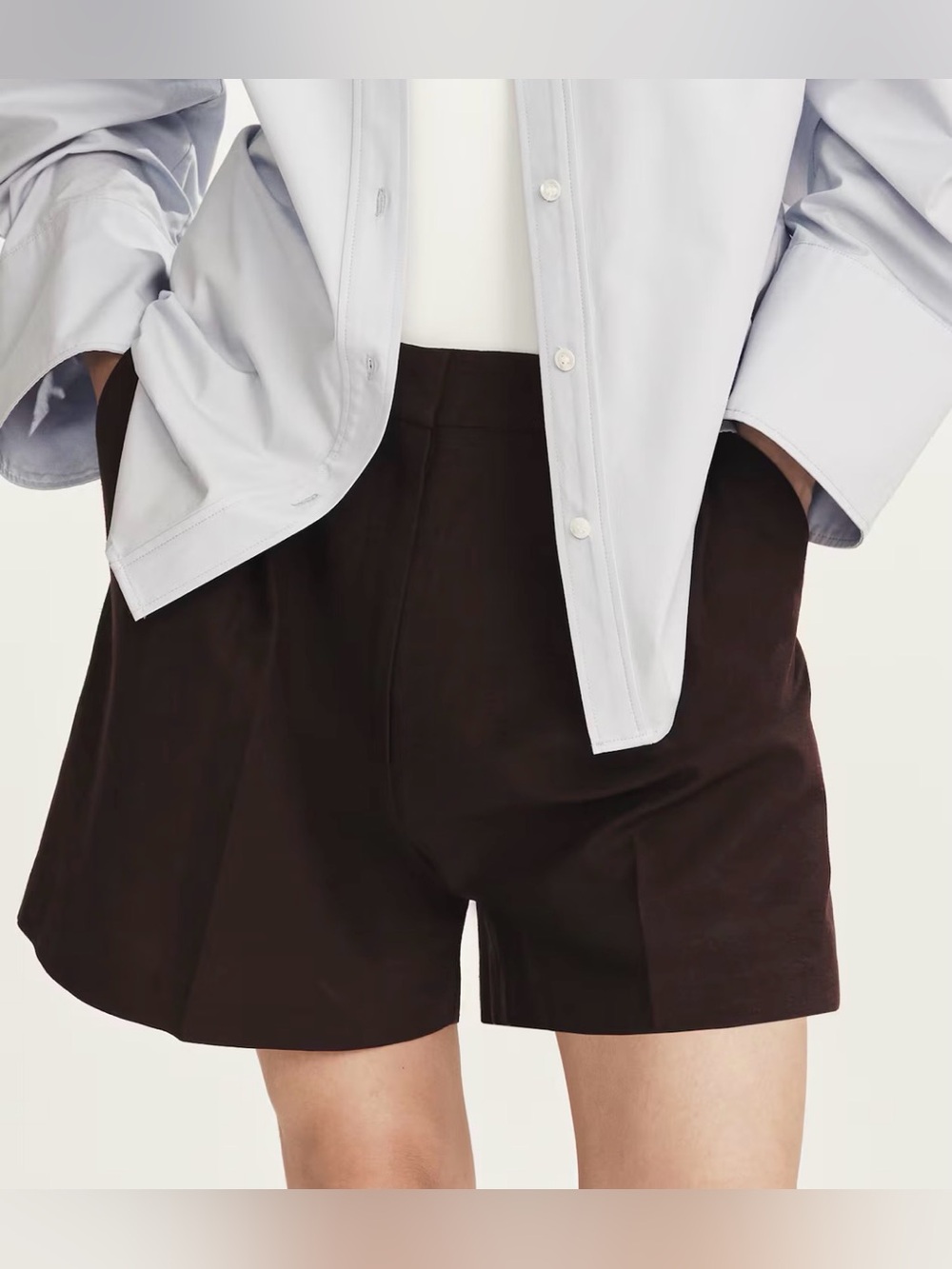 DRESSY LINEN-BLEND SHORTS